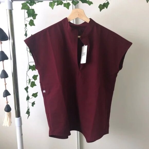Figs Tops - NEW Figs Burgundy Rafaela Oversized Scrub Top Small NWT
